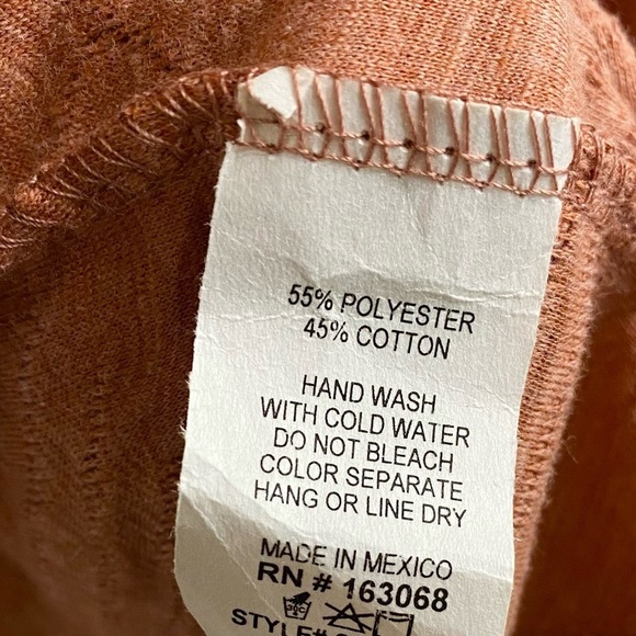 🆕✨ SPLA Boutique Terracotta aztec textured Balloon sleeve top Multiple sizes - Picture 7 of 8